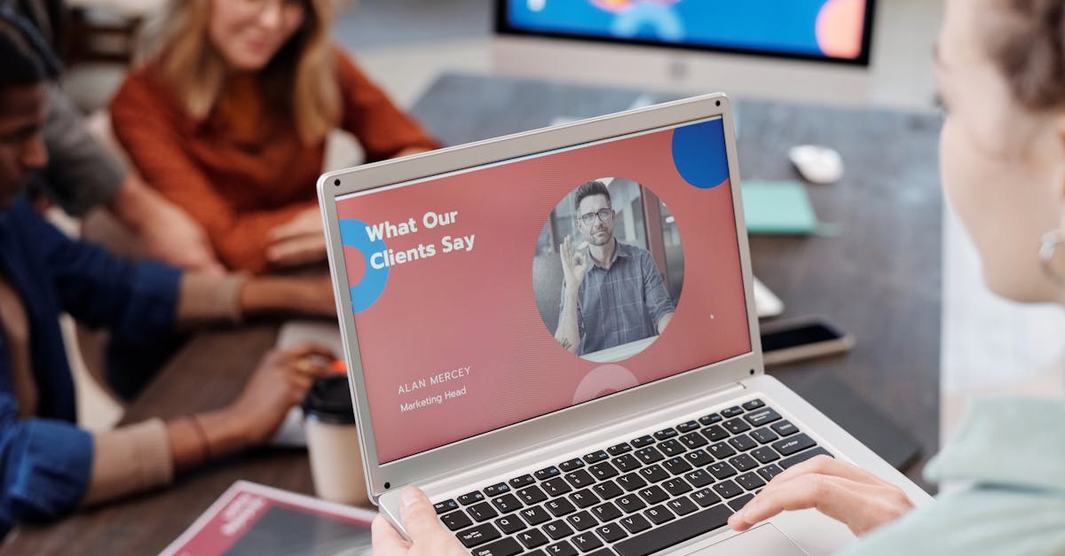 买卖微信号：小象金融app详情下载教程