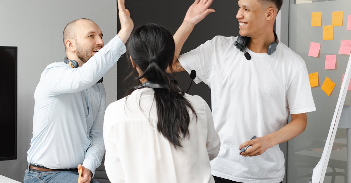 V粉卡实名账号：园租租app官网详情下载教程